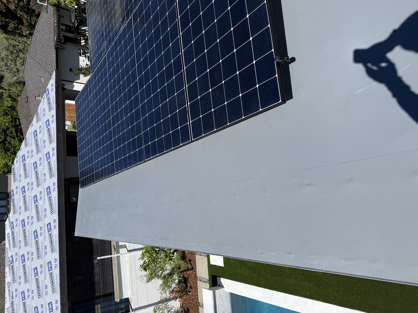 After — Menlo Park roof clean and solar panels clear after combined service