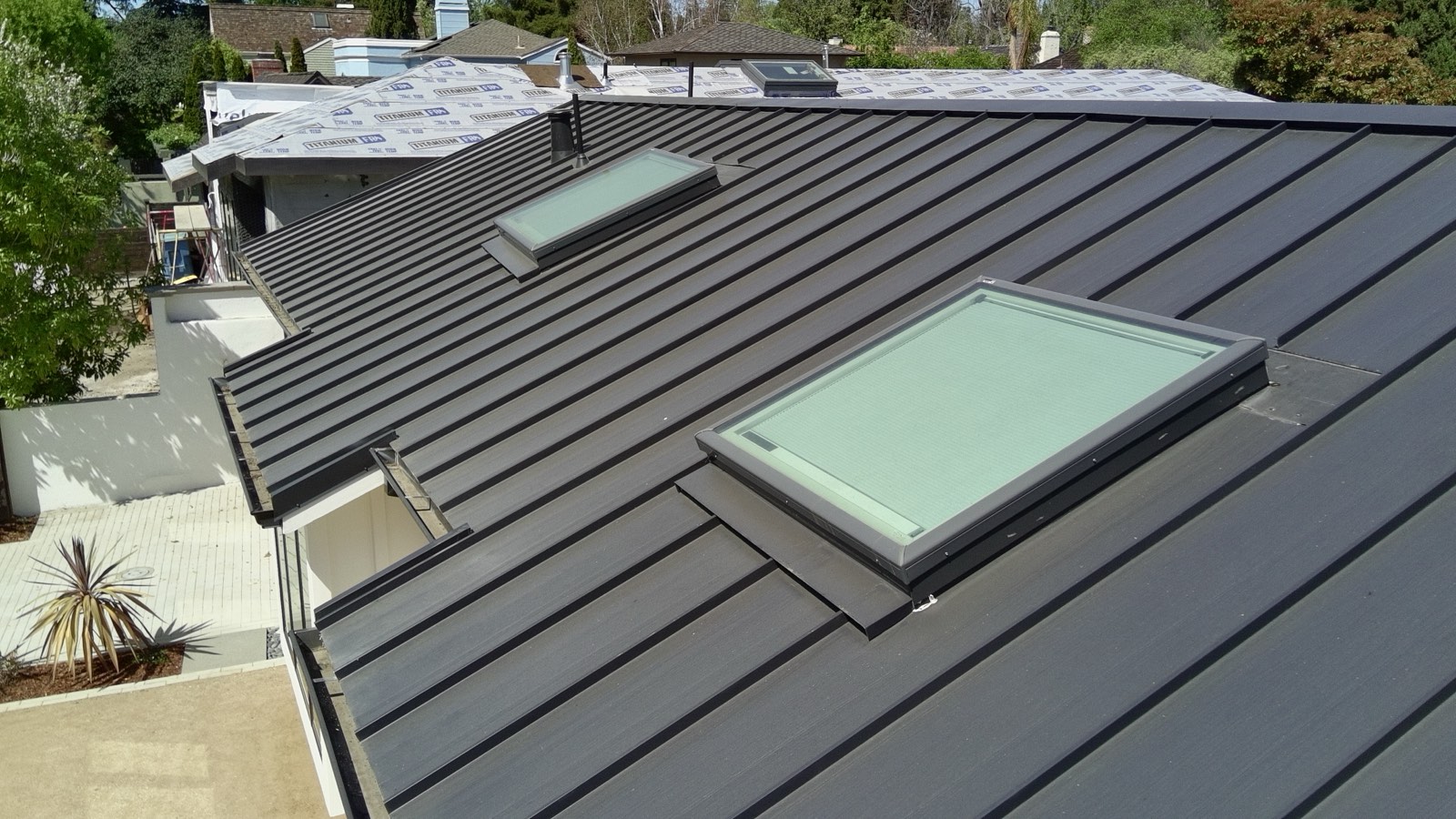 Before — Menlo Park roof and panels showing soiling before service