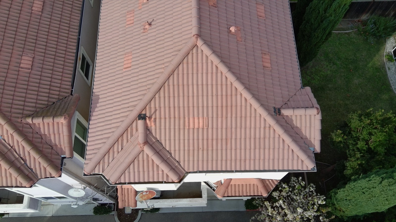 After — Wide view San Jose S-tile roof fully cleaned and treated