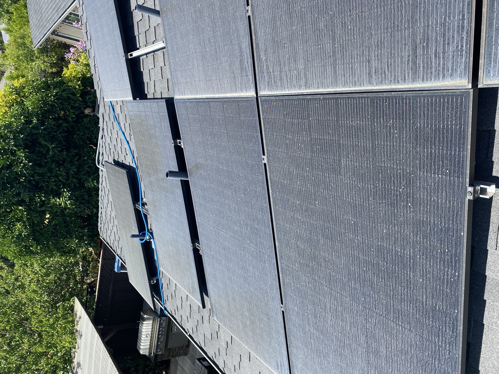 Before — San Jose solar panels with heavy bird droppings and dust buildup