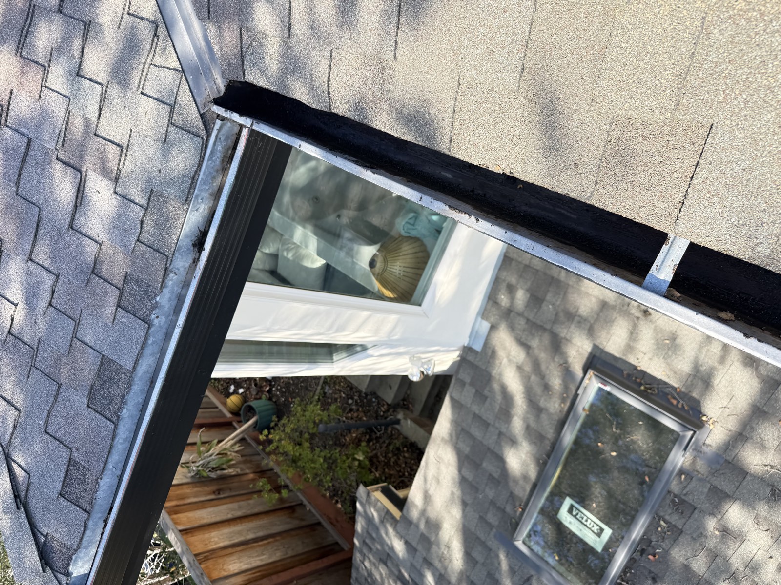 After — San Mateo gutter clean, debris removed, trough flushed